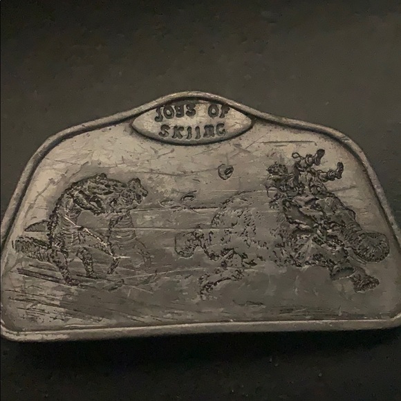 Vintage Bergamot Brass Works 1974 Joys of Skiing Silver Belt Buckle - Picture 8 of 8